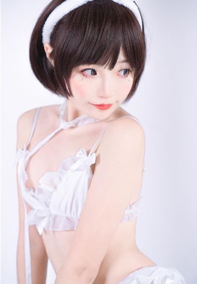 秋霞在线欧美_超清影视在线观看